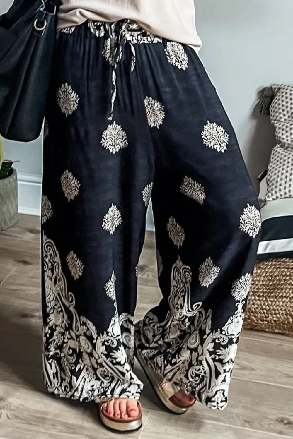 Printed Wide Leg Pants